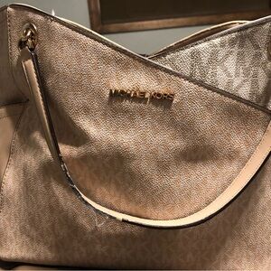 Michael Kors Beige pink Monogram Shoulder Bag with Gold Hardware